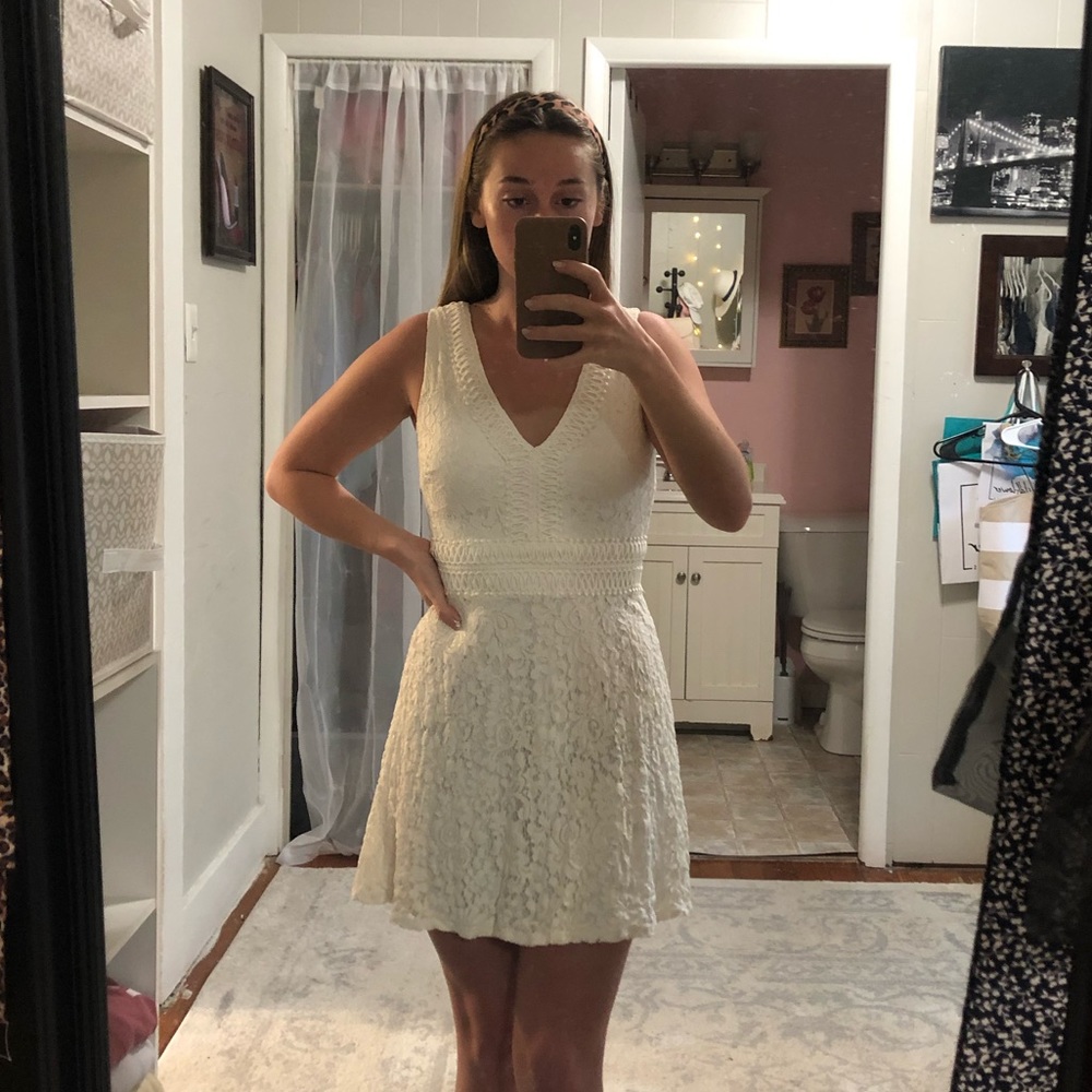 White laced dress